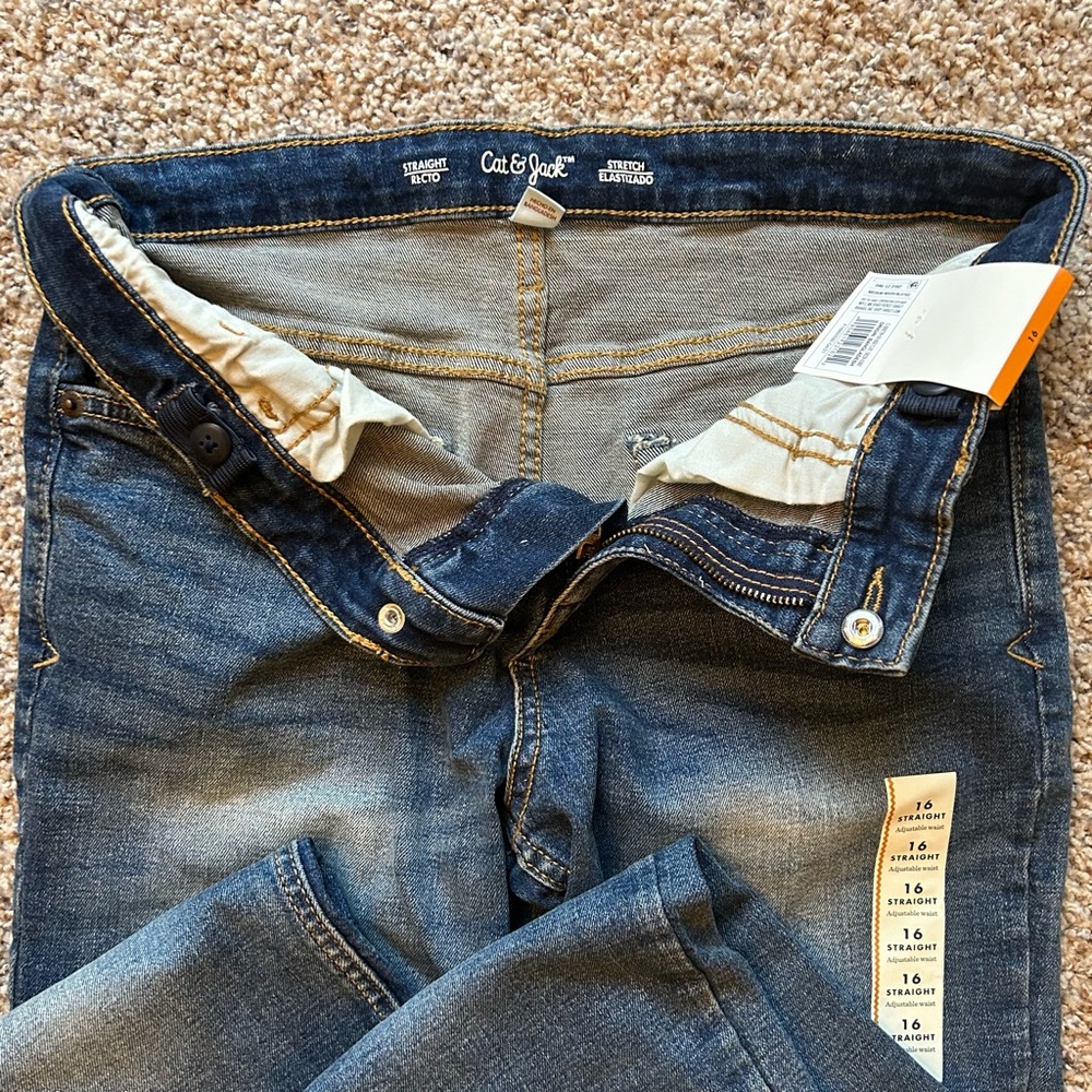 Cat & Jack boys jeans size 16, straight, stretch. Medium wash - Picture 2 of 4